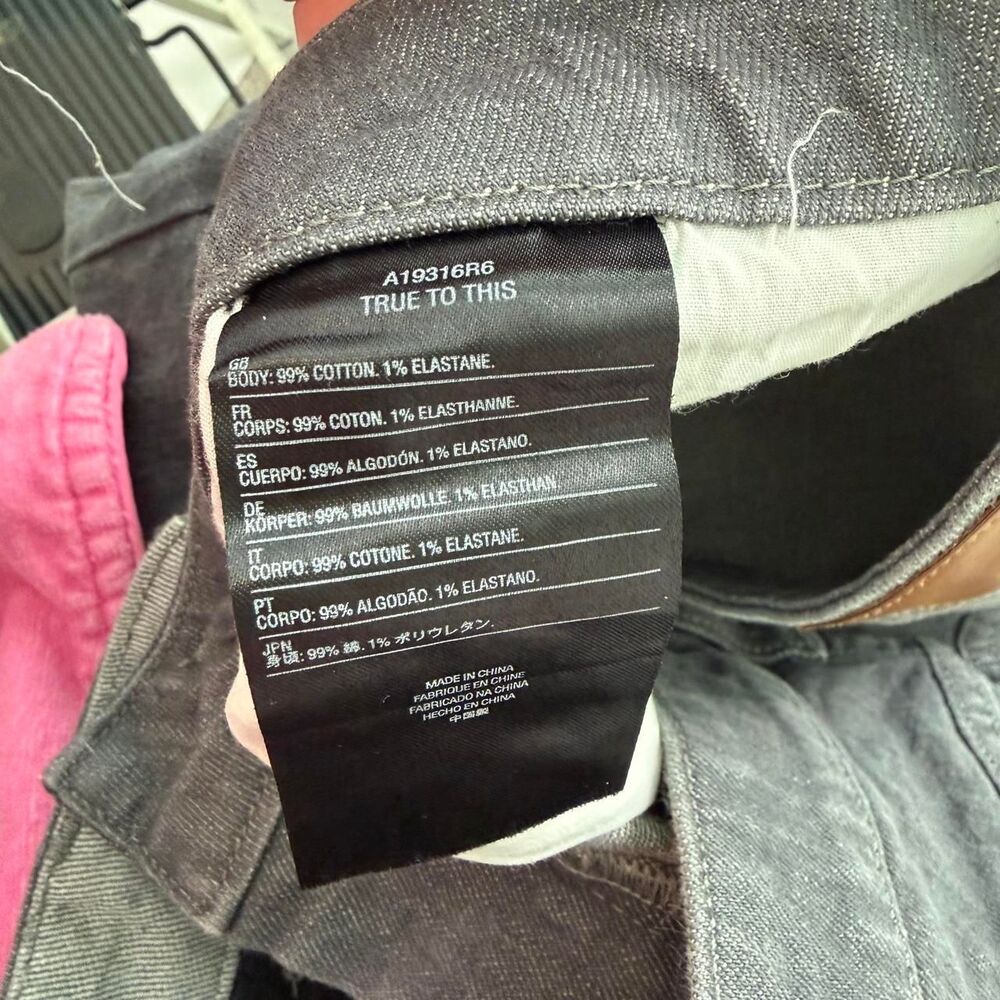 Volcom Men's Grey Jeans - Picture 4 of 7